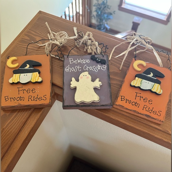 Halloween Wall Decor Signs - Picture 1 of 7